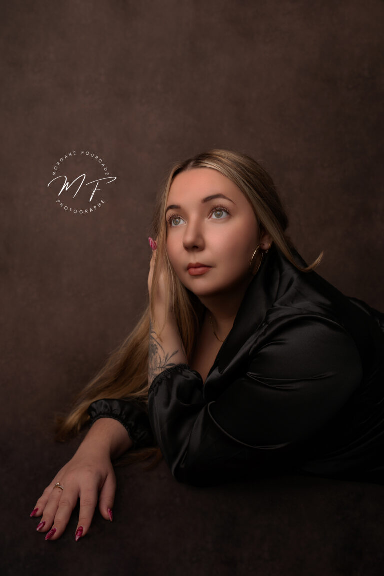 Photo Photographie nouveau né bébé Photographe Grossesse Maternité Femme enceinte Rennes Fougères Vitré Saint Aubin du Cormier Bretagne Ille et Vilaine