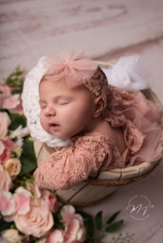 Shooting Bébé Nouveau Né Nourrisson Photographe Rennes Fougères Vitré Saint Aubin du Cormier