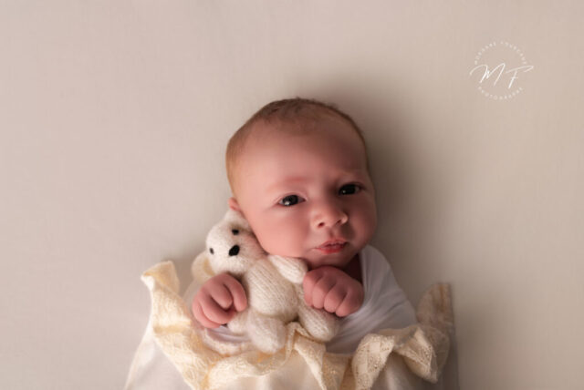 Shooting Bébé Nouveau Né Nourrisson Photographe Rennes Fougères Vitré Saint Aubin du Cormier