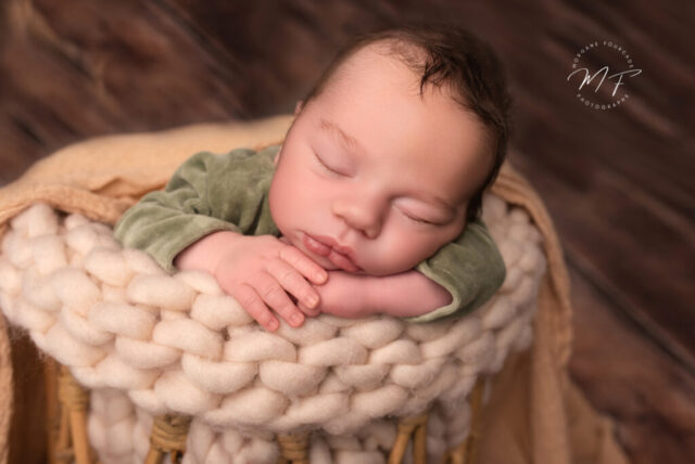 Shooting Bébé Nouveau Né Nourrisson Photographe Rennes Fougères Vitré Saint Aubin du Cormier